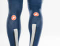 Castelli Sorpasso Ros Bibtight : Le matériel réfléchissant réparti sur une grande surface sur les jambes du cuissard est un atout de sécurité dans la circulation routière.