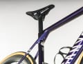 In the new generation, the support clamp has been hidden on the underside of the seat node