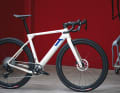 Mit dem Exploro war 3T Vorreiter der Aero-Gravel-Kategorie. Mit der Edition Primo² WPNT feiern die Italiener nun ihr Jubiläum.