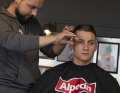 Since 2019, Nico Wolfram has been travelling with Alpecin to cut the hair of professional cyclists such as Mathieu van der Poel and the teams.