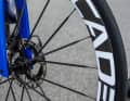 Together with the new Cadex Aero wheels, Giant has also developed its own tyre.