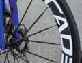 Les roues rapides en carbone Cadex sur le Giant Propel. 