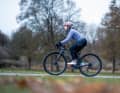 Das Liv Avail Advanced E+ ist mit einem Nabenmotor ausgestattet, der mit 30 Nm unterstützt.