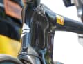 The flat frame design is reminiscent of the specialists from Simplon (Pride II) and Storck (Aerfast.5).