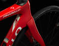 The clamped handlebars make it relatively easy to customise the riding position.