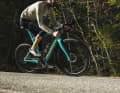 Sporty riding position, razor-sharp handling: the Pinarello F9 presents itself as a genuine race model