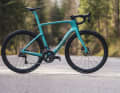Even connoisseurs will only be able to distinguish the F series from the top Dogma model if they look closely