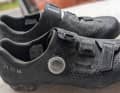 La chaussure de gravel RX6 de Shimano est une bonne chaussure polyvalente qui a une coupe plutôt large et qui offre aussi de la place pour un cou-de-pied haut. Si vous avez besoin d'une chaussure plus ajustée, optez plutôt pour le modèle féminin.