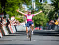The stage ended there in 2023. Lotte Kopecky won the stage and took the overall victory.