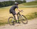 La vitesse sur la terre : les Race-Gravelbikes sont conçus pour une utilisation sportive en tout-terrain
