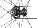 Campagnolo setzt beim Shamal Dual Profile auf Aluminiumnaben mit Gleit- und Konuslagern, die leichter sind. Insgesamt wiegt der Laufradsatz 105 Gramm weniger als sein Vorgänger.