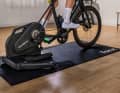 Der neue Smart Trainer Tacx Nera von Garmin.