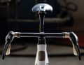 Le cockpit entièrement intégré, également de Columbus, est déjà connu de l'Aeroscoop optimisé pour l'aéro.