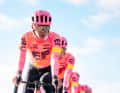 Voici le maillot d'EF Education EasyPost pour 2024