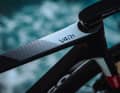 Transition de couleur et de motif sur le tube supérieur