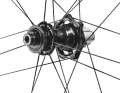 Bei den Naben setzt Campagnolo auf Gehäuse aus Aluminium. Im Inneren kommt ein einstellbares Konuslager mit Stahlkugeln zum Einsatz.