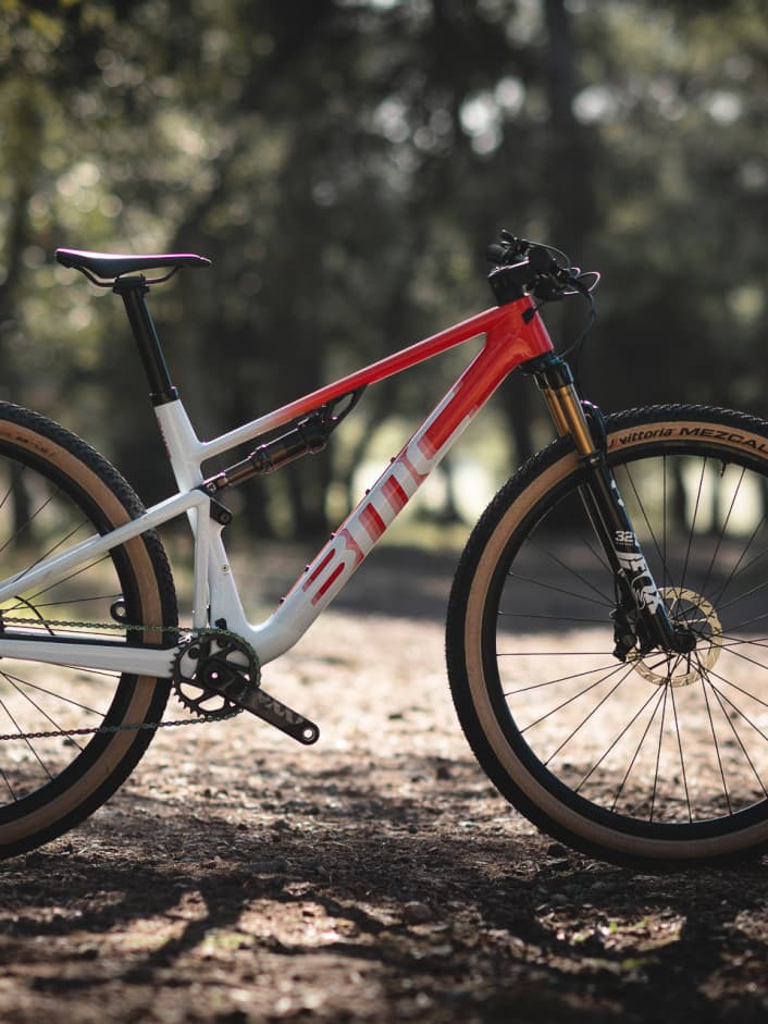 Neues Cross-Country-Racebike mit Raffinessen