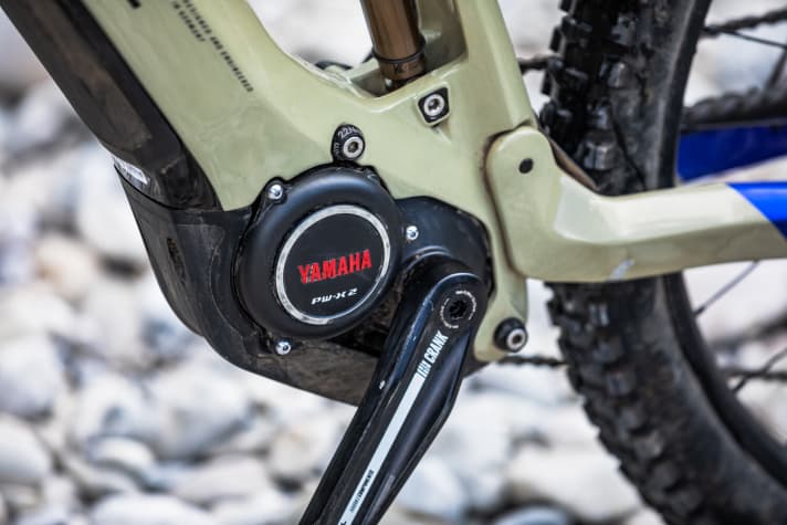   Stark, gefällig und erstaunlich leise: Der Yamaha-PW-X2 braucht den Vergleich mit den aktuellen Top-Antrieben nicht scheuen. Einzig die opulenteren Abmessungen geben Minuspunkte.