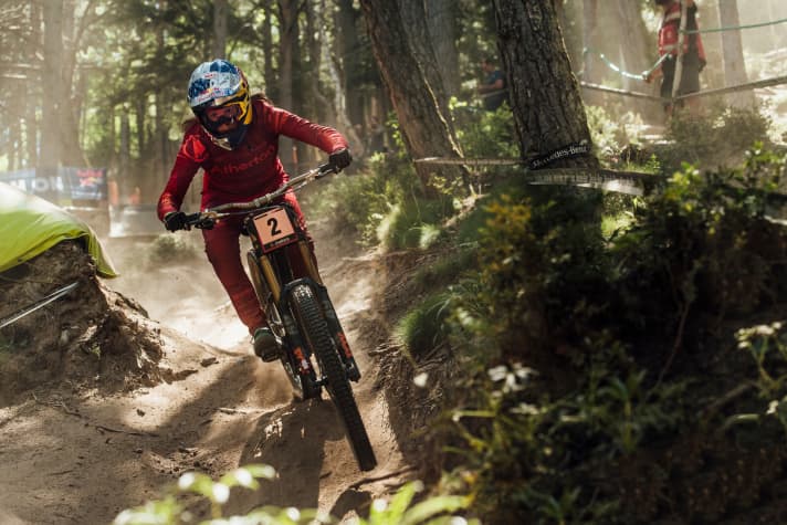   Rachel Atherton at UCI DH World Cup in Vallnord, Andorra 2019