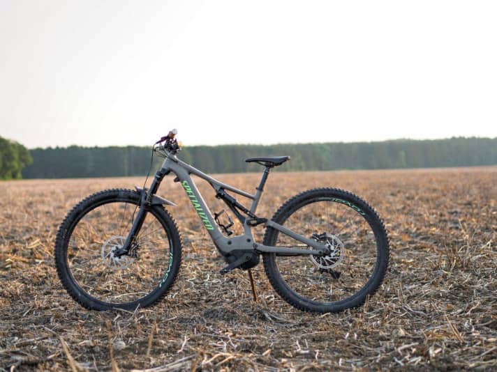   Schönheitsprinzessin im Dauertest: Specialized Turbo Levo Comp