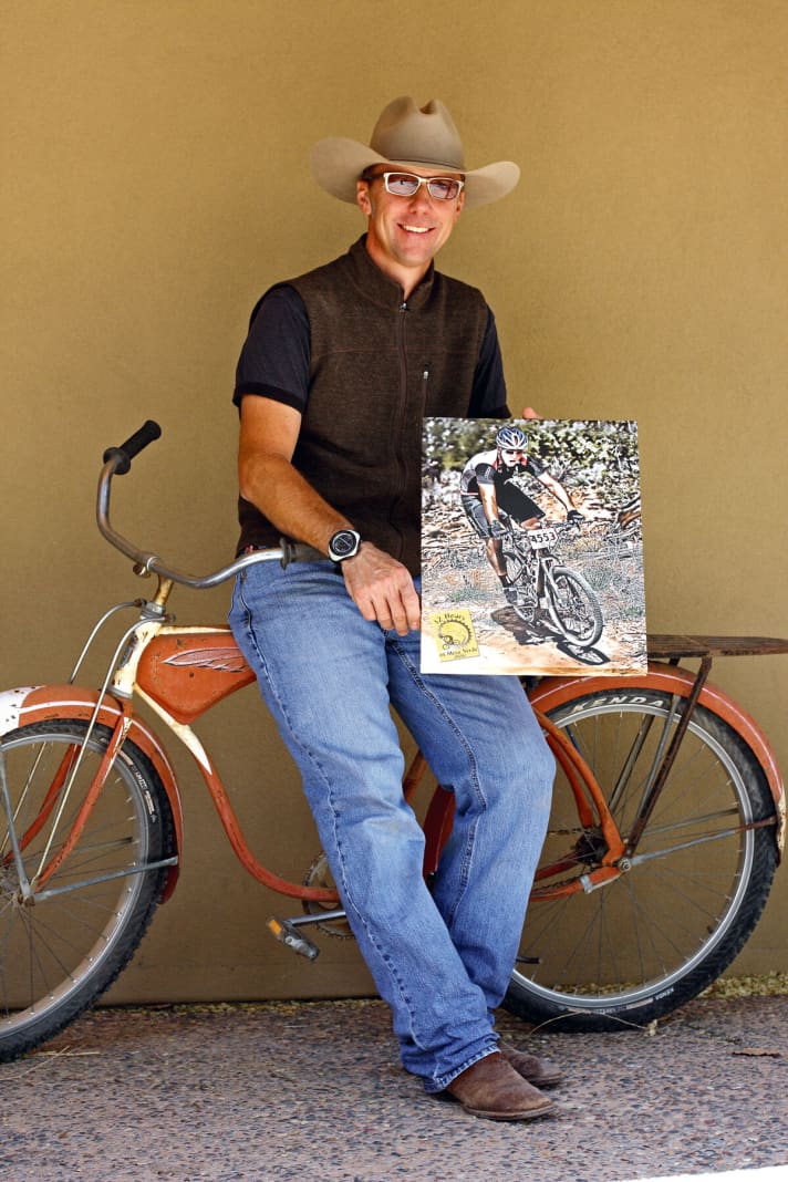   1986 wechselte Tomac vom BMX- ins Mountainbike-Lager und fuhr 15 Jahre lang als Profi. Neben seinem Engagement bei Mongoose machten ihn die beiden Jahre bei Yeti-Cycles unsterblich.