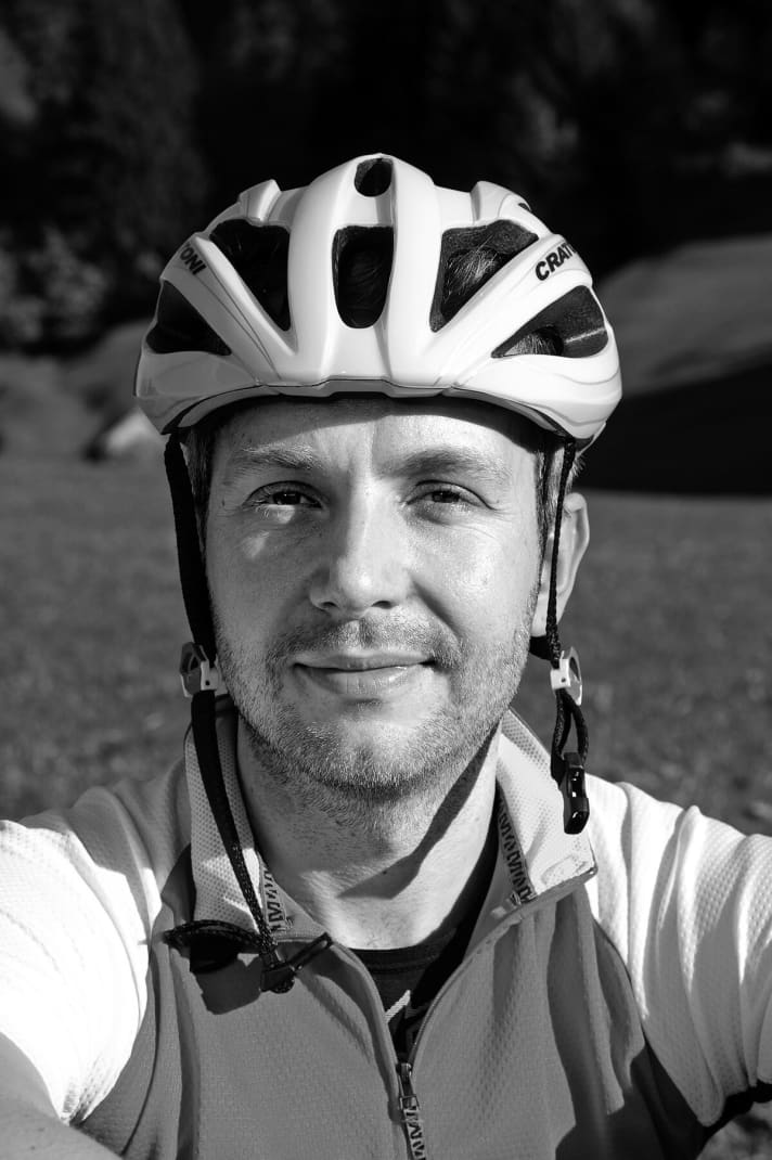   Rider: Florian Carda (32), BIKE-Schrauber & Shop-Besitzer. Fährt Bike seit 2000; Gewicht/Größe 68 kg/1,81 m; Fahrertyp Marathon/Tour: Lieblingsrevier Bayerische Voralpen