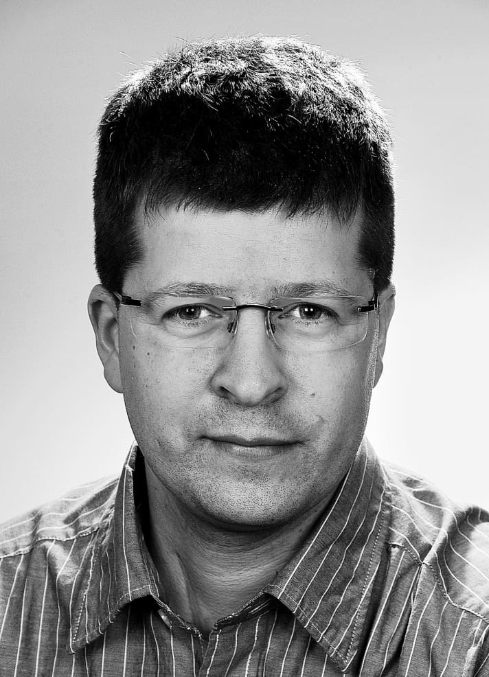  Axel Rockenstein, Spezialist für Rahmenbeschichtungen
