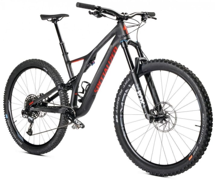   Specialized Stumpjumper Comp nach dem Tuning:   + 6 Punkte – Mit 6 Punkten mehr ist die Verbesserung beim Specialized am größten. Gesamtgewicht und Laufradbeschleunigung bringen jeweils 3 Punkte aufs Konto.