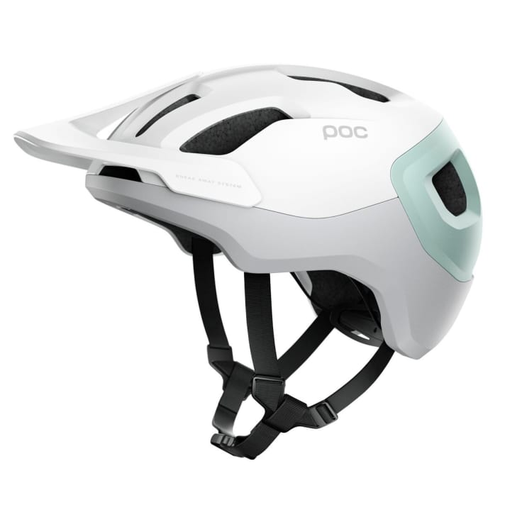   Der Trail- und Enduro-Helm der Schweden ist mit dem Spin-System ausgestattet, das bei Stürzen Kopfverletzungen durch Rotationseinwirkungen reduziert. Den für 2020 neuen POC Axion Spin Helm gibt's <a href="https://www.awin1.com/cread.php?awinmid=11768&awinaffid=471469&clickref=Poc+Axion+Spin+Helm&ued=https%3A%2F%2Fwww.rosebikes.de%2Fpoc-axion-spin-fahrradhelm-2684542&pref1=bike" target="_blank" rel="noopener noreferrer nofollow">bei Rose für 159 Euro</a> *.