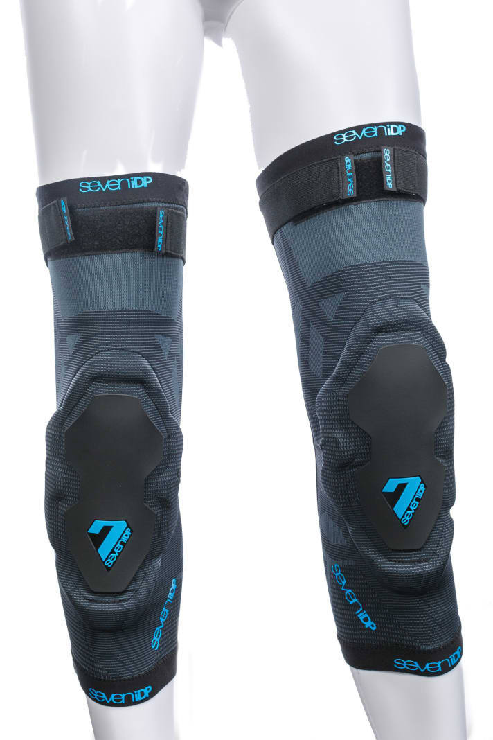    AWARD WINNER - Project Knee Pad  Hersteller: SeveniDP - Jury Statement: Uns gefällt das angenehme Tragegefühl dieses Knieschoners. Er schützt nicht nur die Kniescheibe, sondern auch die umliegenden Bereiche gegen Hautabschürfungen.