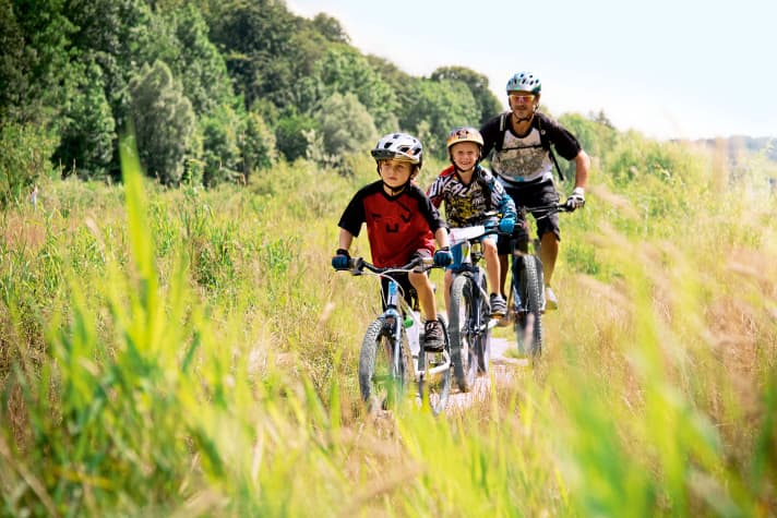   In der Rhön am Kreuzberg Flowtrail mit Kindern