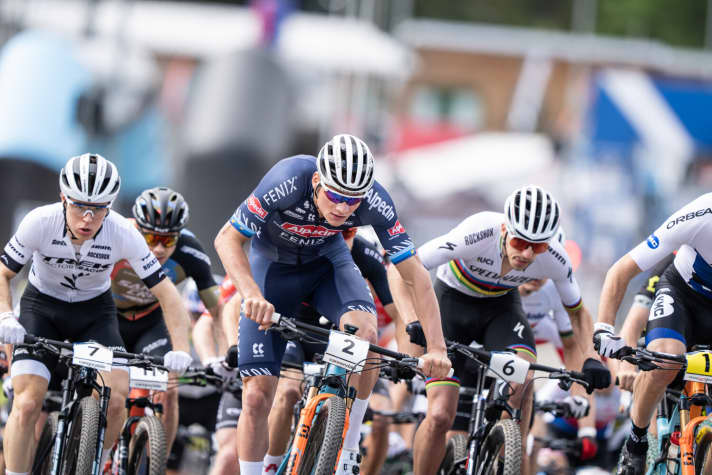   Von der Tour de France zum Olympia-Rennen auf dem Mountainbike: Diesen Spagat will Mathieu van der Poel 2021 schaffen.