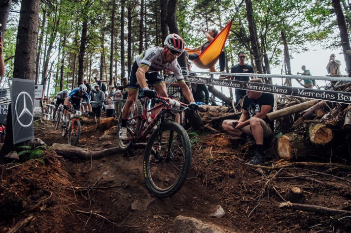   Weltmeister Nino Schurter jagt immer noch der Rekordmarke von 33 Worldcup-Siegen hinterher. In Snowshoe hat er die letzte Chance in diesem Jahr, die Bestmarke zu knacken.