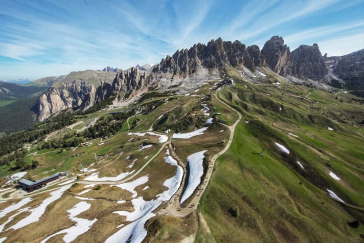  Beim Hero-Marathon umrundet man den berühmten Sella-Gebirgsstock in den Dolomiten.