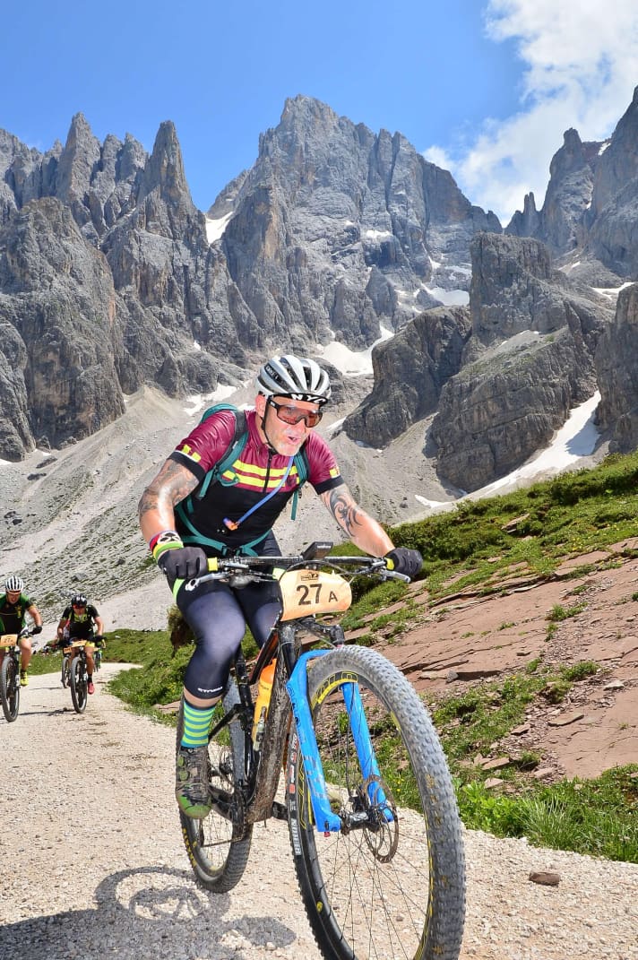  BIKE-Chefredakteur Henri Lesewitz hat das Rennen schon x-Mal bezwungen. Beim Webinar berichtet er über seine Erfahrungen und beantwortet Fragen.
