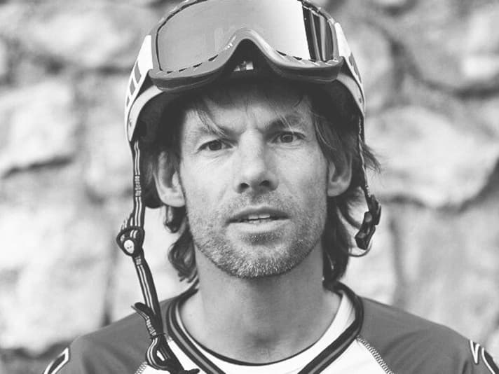   Dimitri Lehner: „Hier will ich mit Enduro und Bigbike anreisen. Enduro für die vielen Alpin-Trails, Bigbike für den Park. Denn auf der zornigen Worldcup-Strecke und der sehr anspruchsvollen Jump-Strecke fühlte ich mich mit dem Enduro untermotorisiert.“