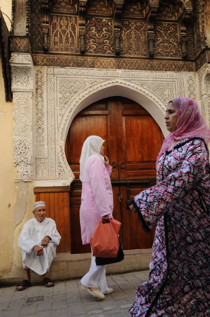   Eintauchen: in die orientalische Altstadt von Fés, sie steht seit 1981 als Weltkulturerbe unter dem Schutz der UNESCO. 