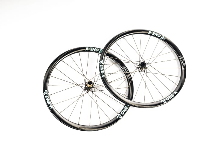 ICANIAN 700C Carbon Laufräder - 38mm/50mm Tiefe, Felgenbremse, Für Rennräder