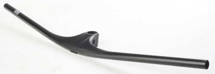   Nach Syncros, Gemini, Canyon und Bontrager bringt nun auch Bike Ahead aus Würzburg ein einteiliges Carbon-Cockpit.