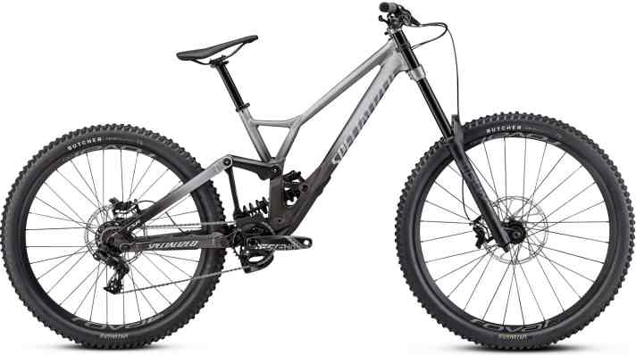  Für etwas mehr:
 Das Bigbike Demo geht mittlerweile erst bei 5200 Euro los (Expert-Modell). Es besitzt ein Rockshox-Select-Fahrwerk. Mit dem Demo will man nur runterfahren. Gewicht: 17,4 Kilo(Herstellerangabe).