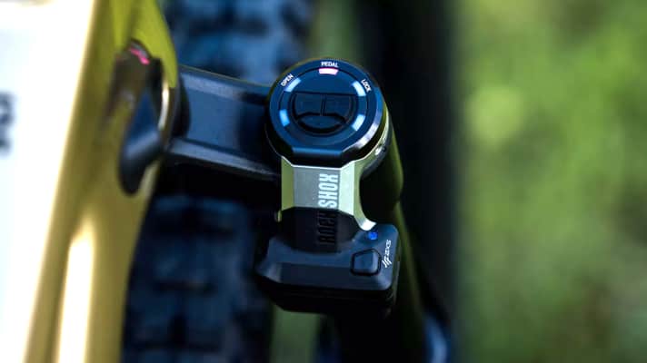 Das Rockshox Flight Attendant-System an der Pike-Gabel des Spectral 125 CF LTD.