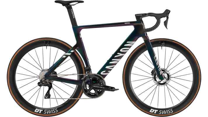 tour/full-2025-3967-aeroad-cfr-di2-r108-p02-p5_201d9cbe10aa033f55d07e459cc9db96