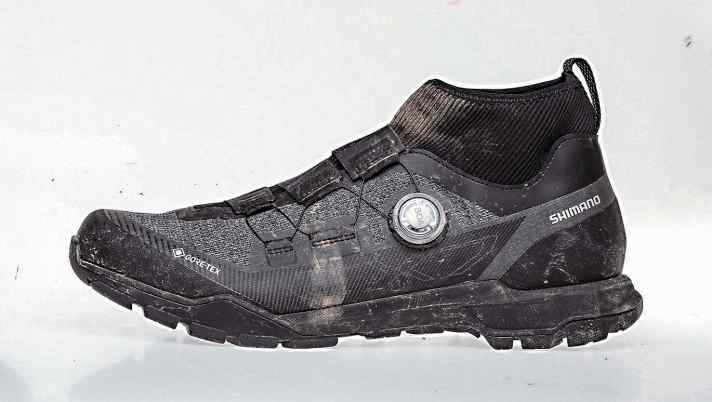 Die hohe Gamasche täuscht: die Gore-Tex Membran reicht nur bis zum obersten Verschluss