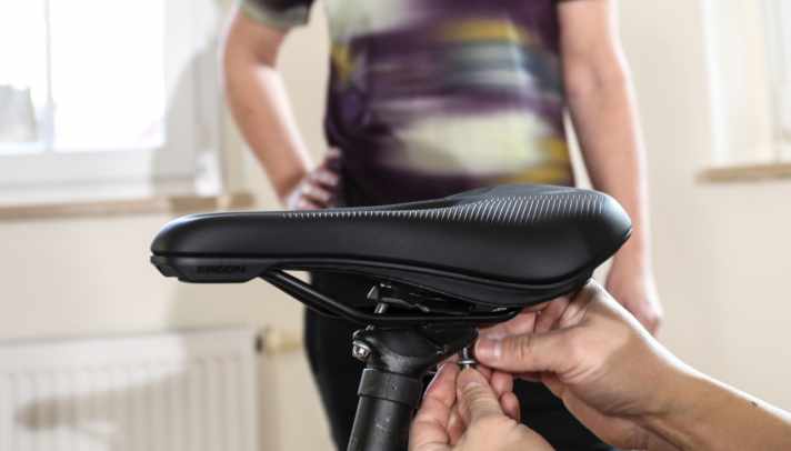 Ergonomie Sattel: Seine Oberfläche und Form sollte zur Anatomie des Fahrergesäßes passen, deshalb kann das mal eine langwierige Suche sein.