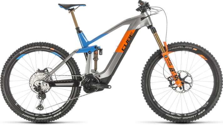   Das Enduro Cube Stereo Hybrid 160 HPC hat einen Carbon-Hauptrahmen und ist auf Abfahrt ausgelegt. Federweg: 170 / 160 Millimeter, Laufradgröße: 27,5 Zoll.