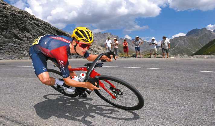 Auf der letzten Rille: Tom Pidcock bei der waghalsigen Abfahrt vom Galibier 
