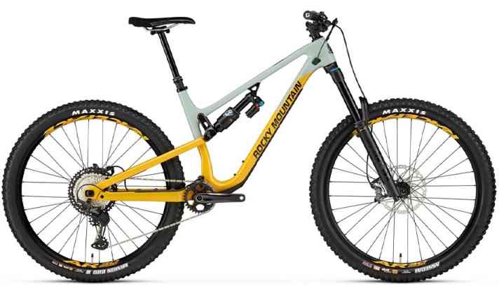 Benchmark-Enduro: Das Rocky Mountain Altitude C70. Leider nur noch begrenzt als Auslauf-Modell verfügbar.