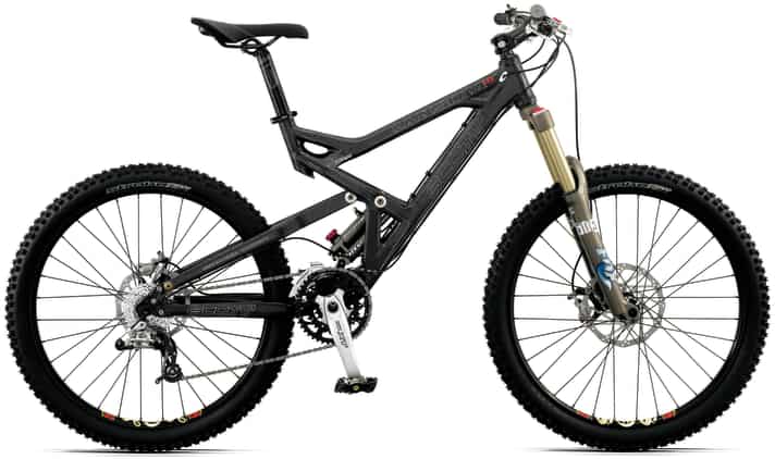 Das erste Scott Ransom von 2006: 26-Zoll-Laufräder, 20 Millimeter schmale Felgen und ein 680er-Lenker waren damals – selbst an einem Enduro – noch das Maß der Dinge.