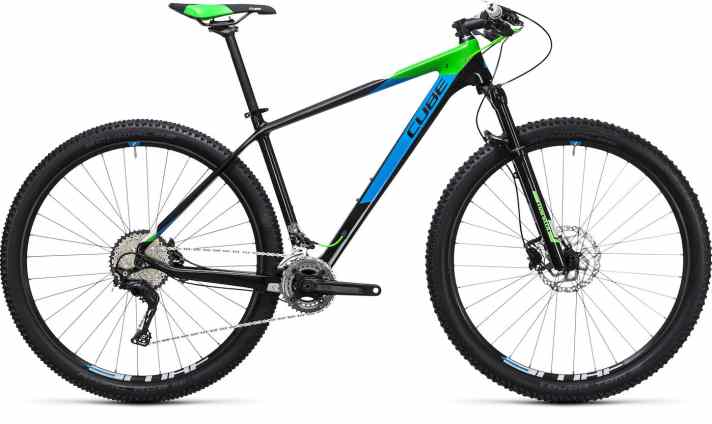   Das Cube Reaction GTC ist der Dauerbrenner bei den Hardtails. Das gezeigte Modell ist mit 1499 Euro der Einstieg in die Carbon-Klasse. Vier weitere Modelle sind verfügbar.