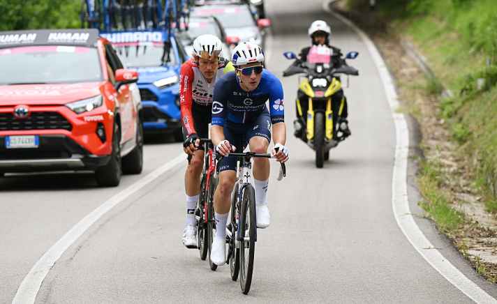 Enzo Paleni (Groupama-FDJ) und Taco van der Hoorn (Intermarché - Wanty) bildeten die Fluchtgruppe des Tages.